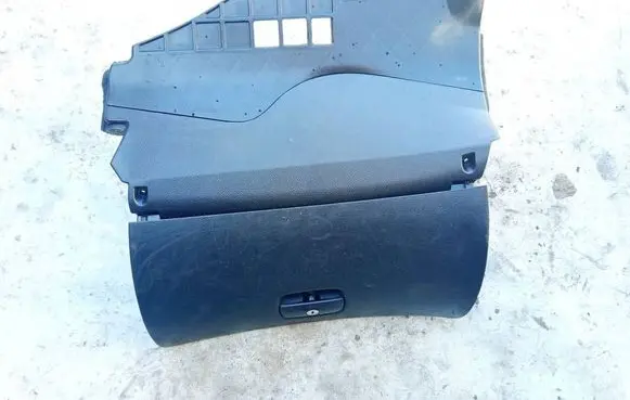 Skoda Superb B5 (3U) Glove box 3B1857101