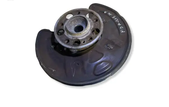 Mercedes-Benz C W205 Rear wheel hub 