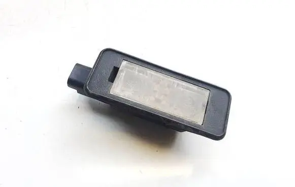 Peugeot 208 Number plate light 9682403680 t090084