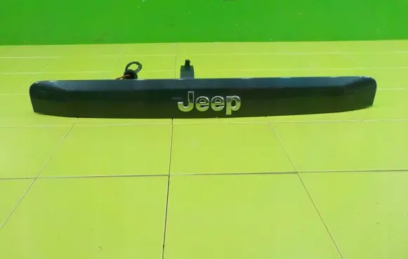 Jeep Patriot Rear light center trim bar blend 67148