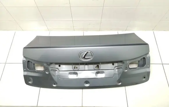 Lexus IS 220D-250-350 Tailgate/trunk/boot lid