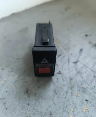 Audi A4 S4 B5 8D Hazard light switch 8D0941509C N60D0T