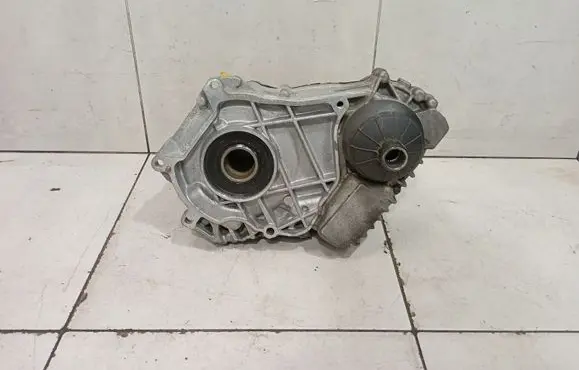 BMW M5 F90 Gearbox transfer box case 8092621