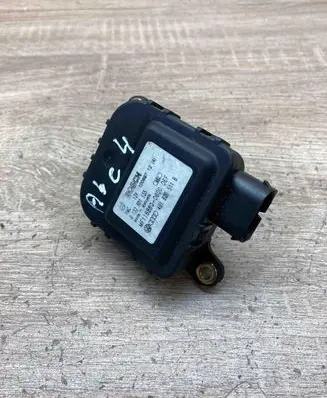 Audi A6 S6 C5 4B Air flap motor/actuator 4B1820511B 0132801135