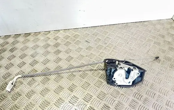 BMW 5 E60 E61 Rear door lock 7167076