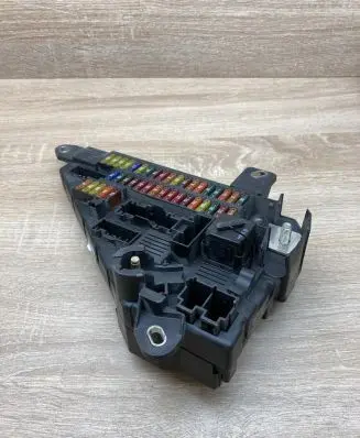 BMW 5 E60 E61 Fuse module 9138830 518956057