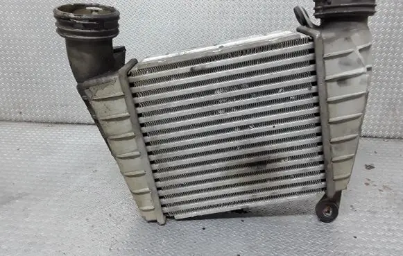 Volkswagen Phaeton Intercooler radiator 3D0145788