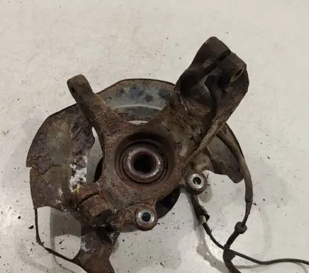 Mazda 3 I Front wheel hub spindle knuckle