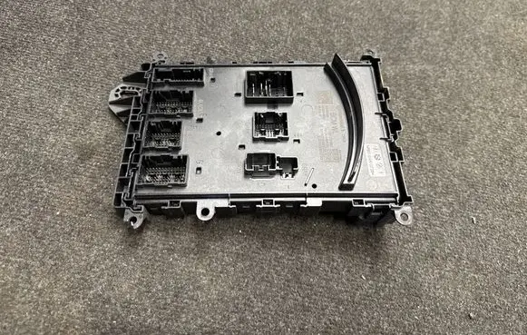 Jeep Grand Cherokee WL BSM Control unit A2C77219607 68374988AH 1A124103600205