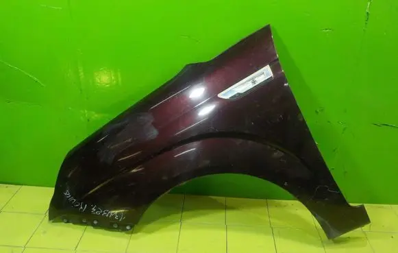 SsangYong Rodius Fender PRZOD