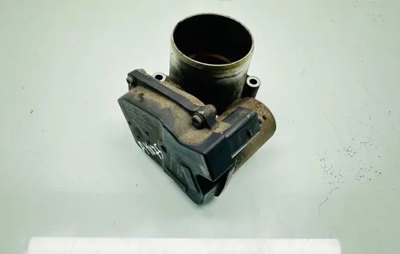 Volkswagen Golf Plus Throttle valve 03C133062C A2C53030936