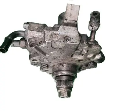 Mercedes-Benz C W204 Mechanical fuel pump 0019182AEE A6510700601