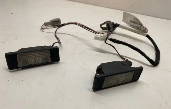 Nissan Qashqai Number plate light 26510JD00A 24055JD00A