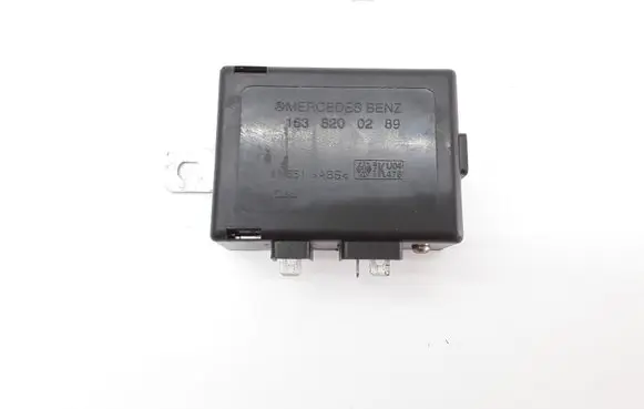 Mercedes-Benz ML W163 Aerial antenna amplifier 1638200289