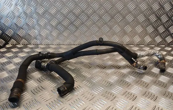 Opel Vivaro Engine coolant pipe/hose 1800370315 1800435915 1800448015