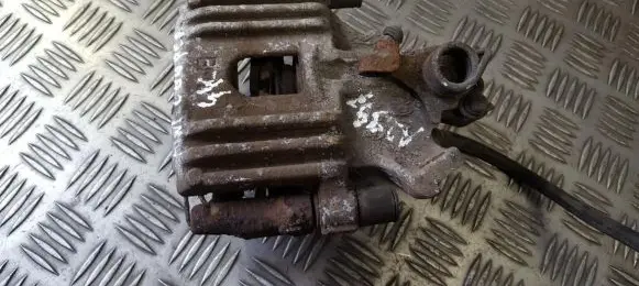 Mini One - Cooper R50 - 53 Rear brake caliper