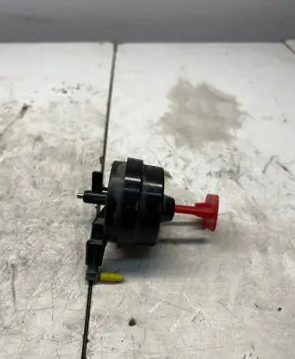 Mercedes-Benz E W210 Central locking vacuum pump A400181A