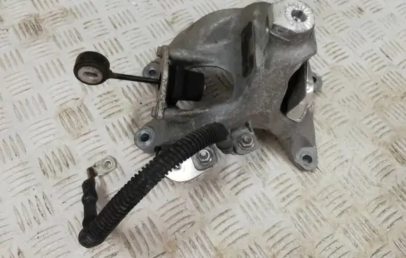 Audi A5 Engine mounting bracket 4M0199308BL