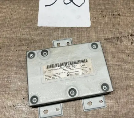 Mercedes-Benz E W211 GPS navigation control unit/module A1729009302 A2049026002