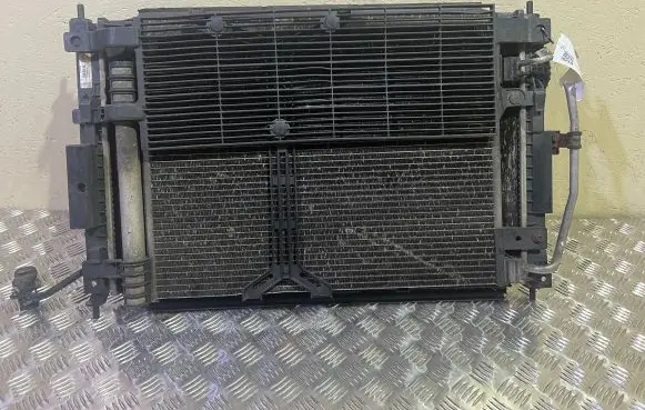 Citroen C4 II Picasso Radiator set 9806313280 9673629780