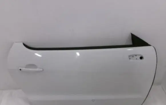 Peugeot RCZ Front door