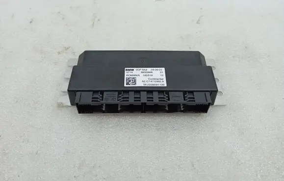 BMW M8 F93 Gran Coupe Suspension control unit/module 8850968 18261810
