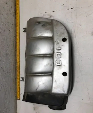 Mercedes-Benz C W203 Engine cover (trim) A6110101167