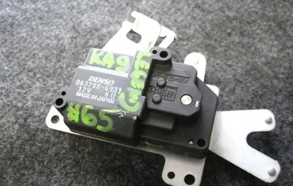Honda Legend III KA9 Heater blower fan relay 38900-SZ3-J11 063700-6931