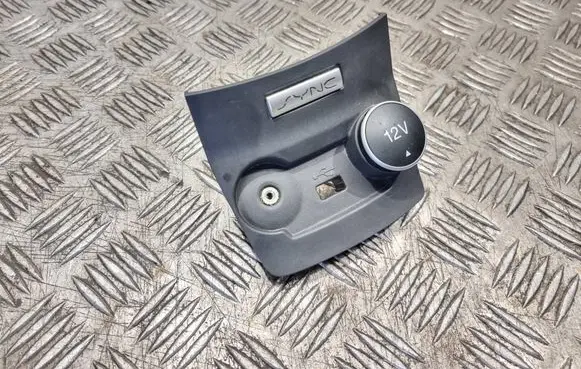 Ford Fiesta AUX in-socket connector Fpu7a