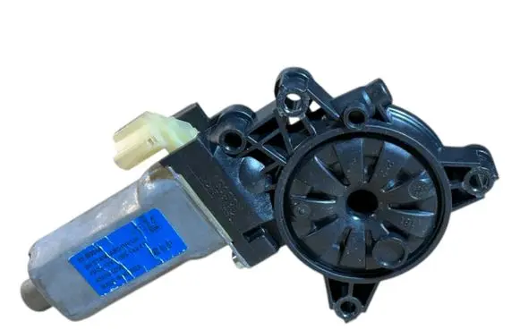 KIA Carens II Rear door window regulator motor 834501D000