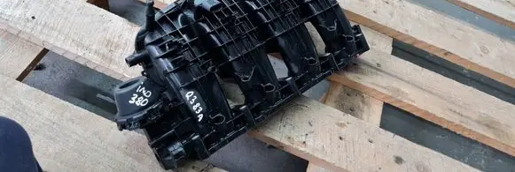 Audi Q3 F3 Intake manifold 06L133201FA