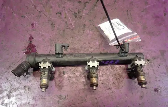 Audi Coupe Fuel main line pipe 