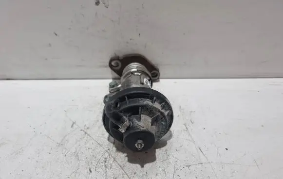 Skoda Fabia Mk2 (5J) EGR valve 038131501AG