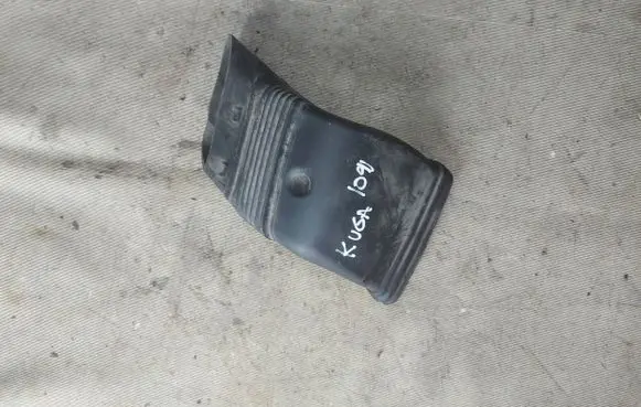 Ford Kuga I Air intake duct part 8V419E635 76899637