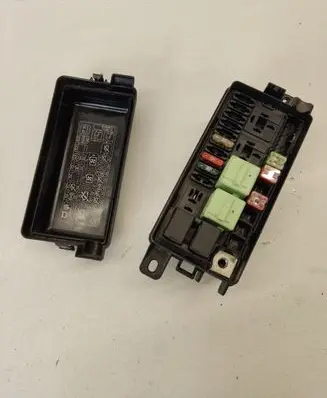 Mini Cooper Countryman R60 Fuse box set 9240945 020820230612 172360
