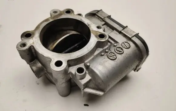 Mercedes-Benz CLS C219 Throttle valve A6420900270