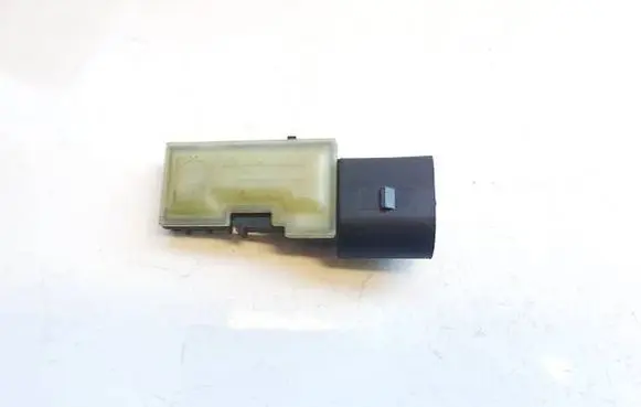Audi A4 S4 B8 8K Air quality sensor 8K0907658C 8K0907658A