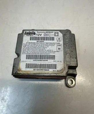 Iveco Daily 5th gen Airbag control unit/module 5801330269 620531800