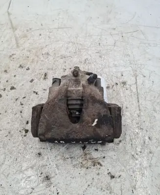 Opel Zafira A Front brake caliper