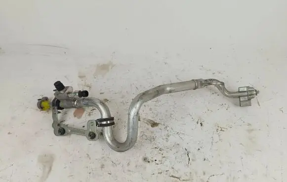Maserati Levante Air conditioning (A/C) pipe/hose 670033591