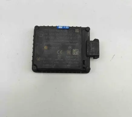 Mercedes-Benz E W213 Blind spot module A0009010305 A0009028737
