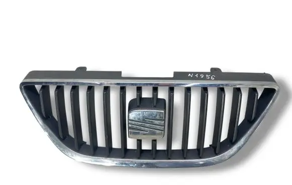Seat Ibiza IV (6J,6P) Front grill 6J0853651