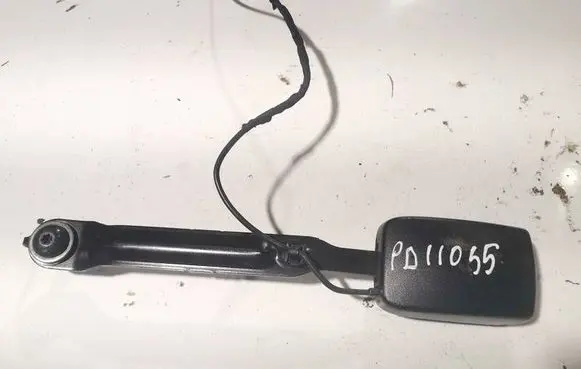Renault Megane III Front seatbelt buckle 