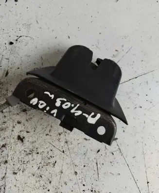 Audi A4 S4 B6 8E 8H Tailgate/trunk/boot lock/catch/latch 8E9827520