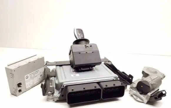Mercedes-Benz CLS C219 Engine ECU kit and lock set a6421503972