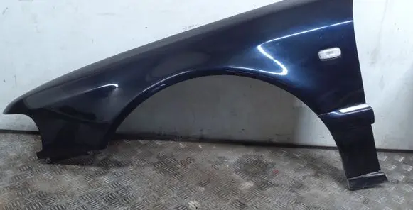 Audi A8 S8 D2 4D Fender