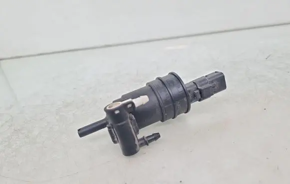 Renault Scenic I Windscreen/windshield washer pump 430702B
