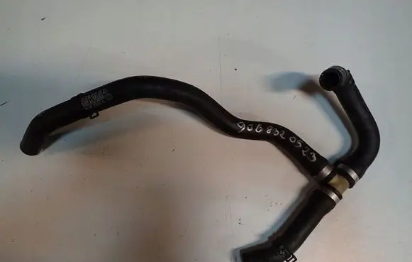 Volkswagen Crafter Engine coolant pipe/hose 9068320523