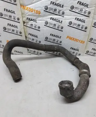 Volkswagen PASSAT B6 Engine coolant pipe/hose