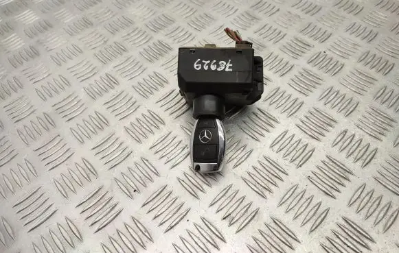 Mercedes-Benz A W176 Ignition lock A2469059300